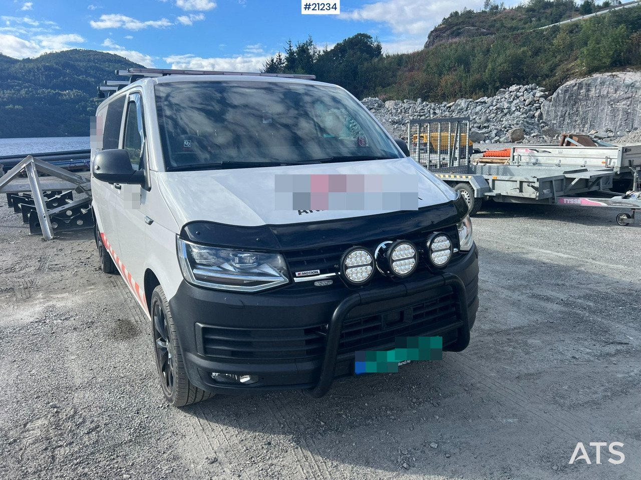 כלי רכב מסחרי עם לוח Volkswagen TRANSPORTER: תמונה 6