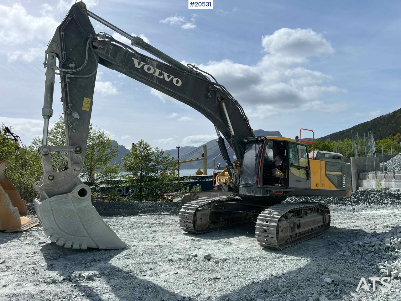Volvo EC480E - מחפר: תמונה 1 Volvo EC480E - מחפר: תמונה 1