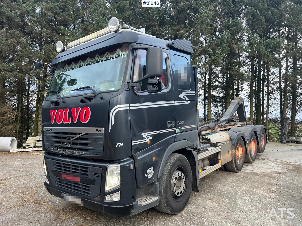 Volvo FH13 8x4 tridem krokbil m/ 20t Hiab krok og opplegg for kran - משאית מנוף: תמונה 1 Volvo FH13 8x4 tridem krokbil m/ 20t Hiab krok og opplegg for kran - משאית מנוף: תמונה 1