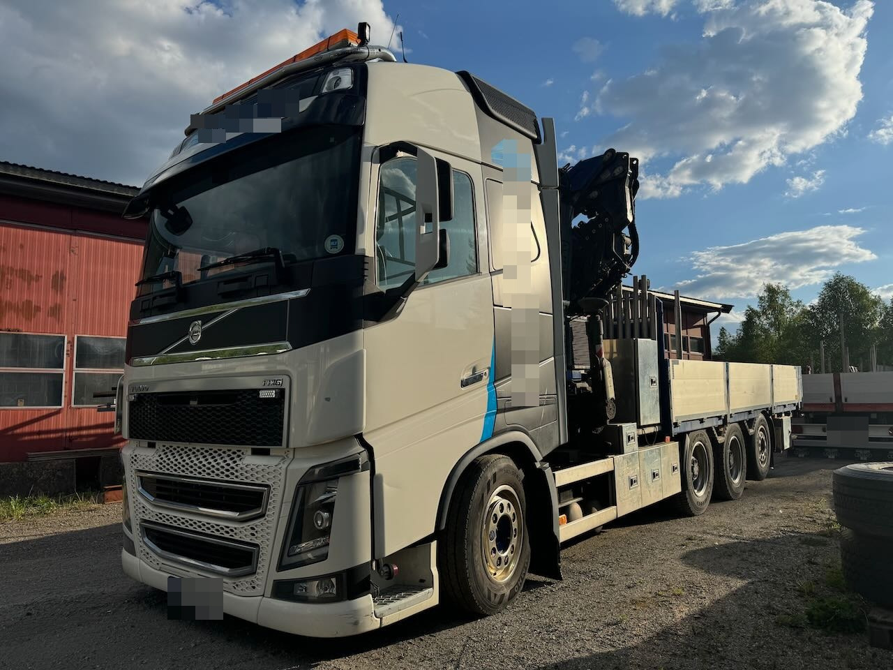 Volvo FH16 Tridem kranbil m/ 43 t/m Fassi kran - משאית מנוף: תמונה 1 Volvo FH16 Tridem kranbil m/ 43 t/m Fassi kran - משאית מנוף: תמונה 1