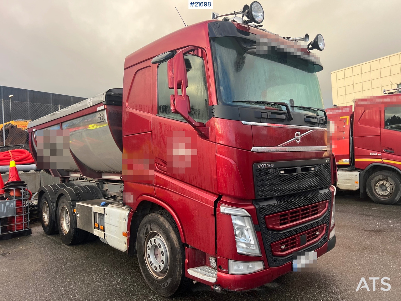 Volvo FH540 6x4 tippbil m/ asfaltkasse og tippkasse - מזהיר: תמונה 2 Volvo FH540 6x4 tippbil m/ asfaltkasse og tippkasse - מזהיר: תמונה 2