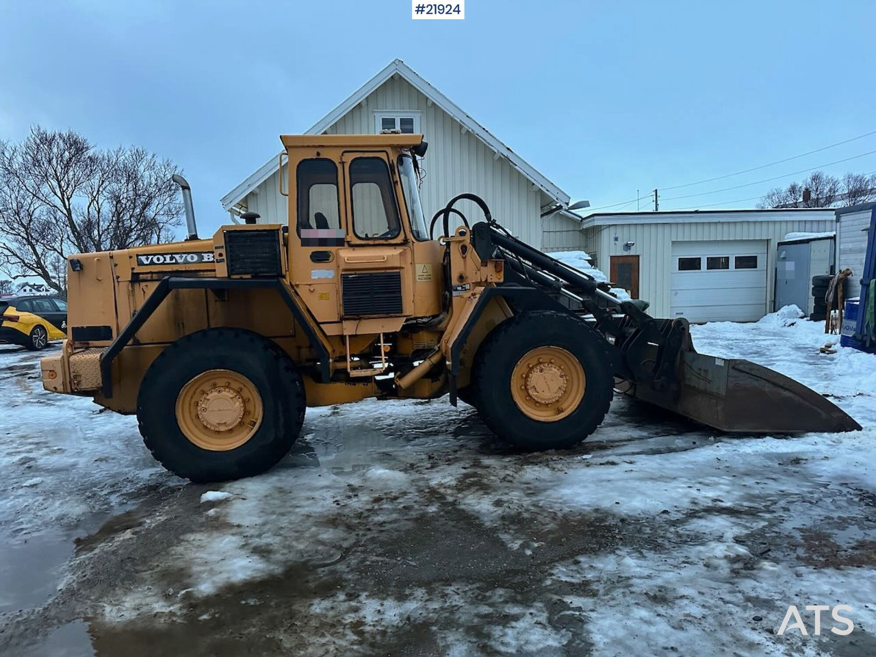 Volvo L70 hjullaster med klappvinge, pallegafler og planeringsskuffe - מעמיס גלגלים: תמונה 5 Volvo L70 hjullaster med klappvinge, pallegafler og planeringsskuffe - מעמיס גלגלים: תמונה 5
