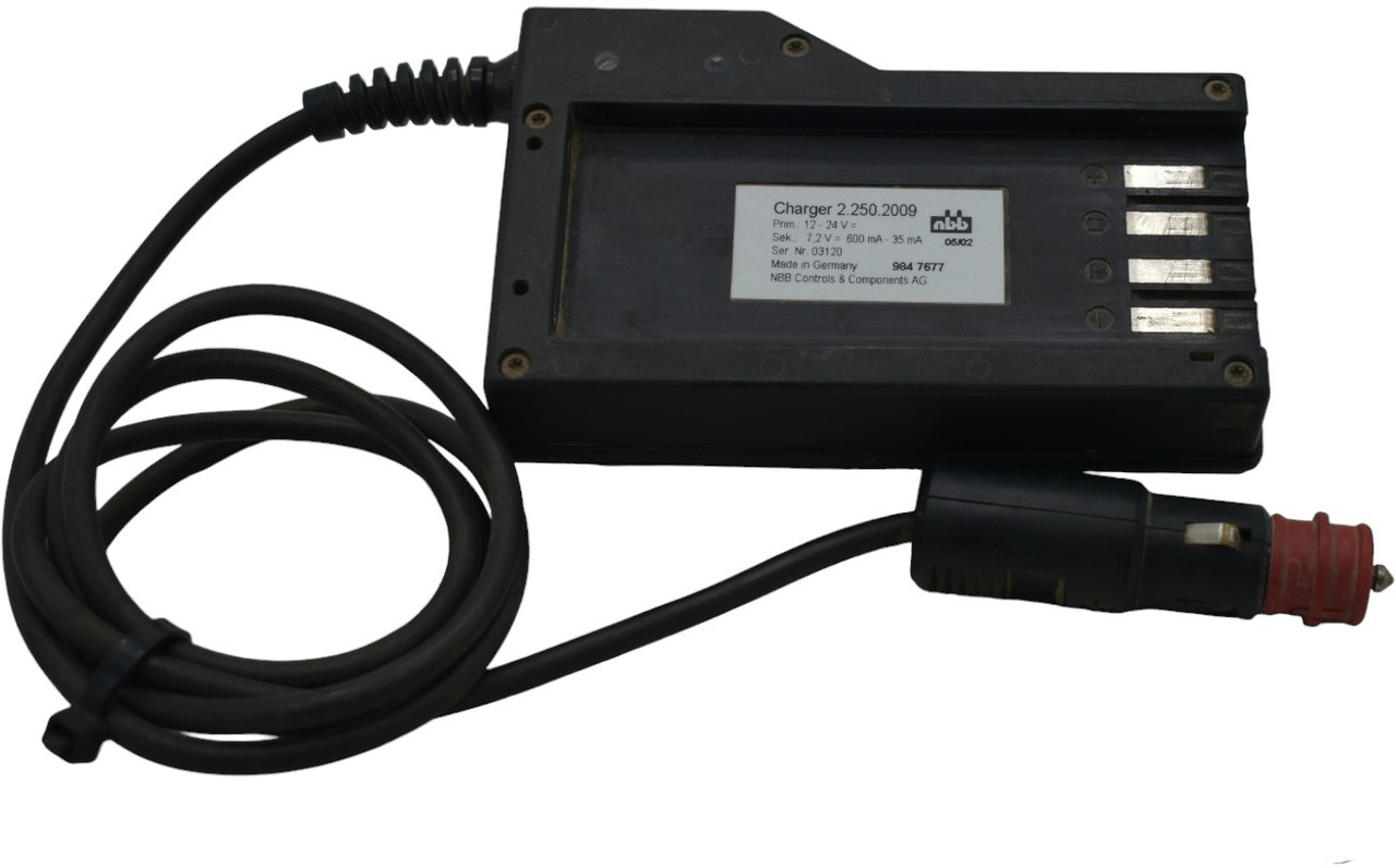 NBB HIAB BATTERY CHARGER 9847677 9847677 - חלקי חילוף עבור עגורן מעמיס: תמונה 2 NBB HIAB BATTERY CHARGER 9847677 9847677 - חלקי חילוף עבור עגורן מעמיס: תמונה 2