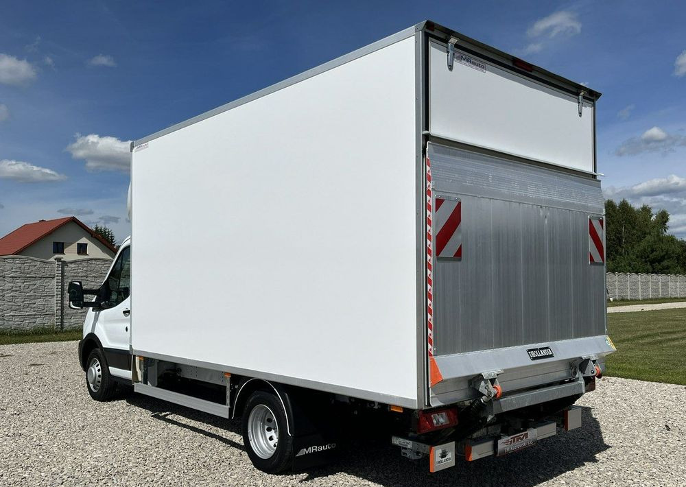 Iveco Daily - כלי רכב מסחרי עם תיבה: תמונה 4 Iveco Daily - כלי רכב מסחרי עם תיבה: תמונה 4