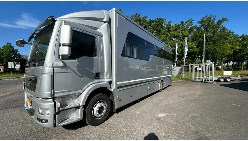 הַחכָּרָה MAN TGM 15.250 5 horses and living brand Krismar MAN TGM 15.250 5 horses and living brand Krismar: תמונה 13
