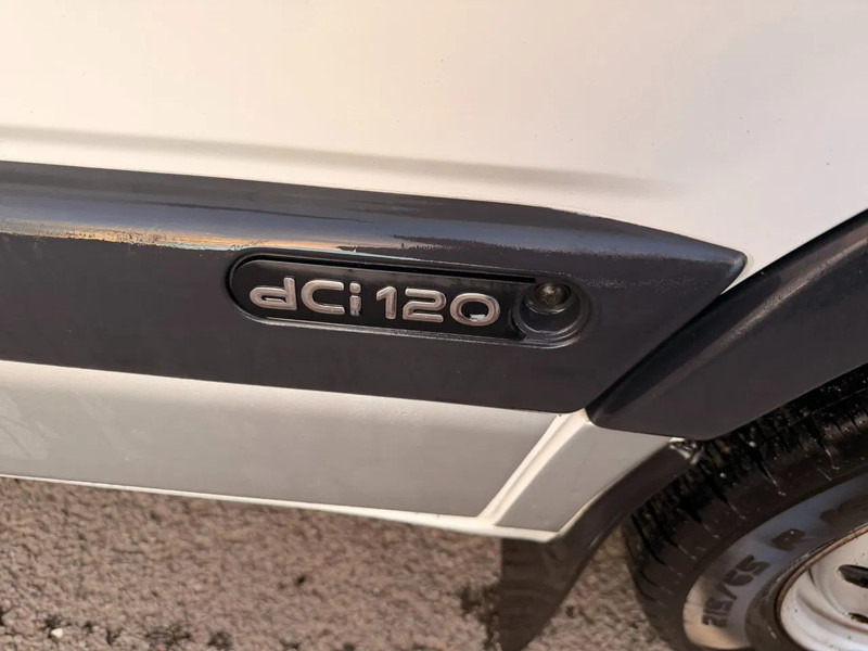 Renault KED Halfintregaal SUN TI - רכב ממונע חצי-משולב: תמונה 5 Renault KED Halfintregaal SUN TI - רכב ממונע חצי-משולב: תמונה 5