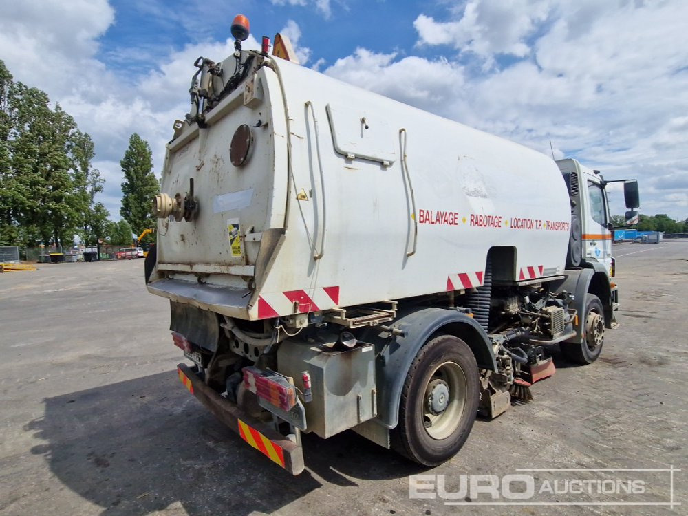 2002 Mercedes Axor 1829 - מטאטא כבישים: תמונה 5 2002 Mercedes Axor 1829 - מטאטא כבישים: תמונה 5