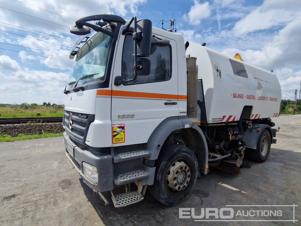 2002 Mercedes Axor 1829 - מטאטא כבישים: תמונה 1 2002 Mercedes Axor 1829 - מטאטא כבישים: תמונה 1