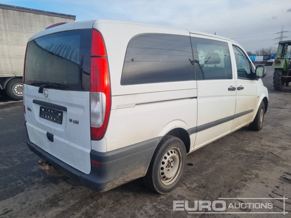 2005 Mercedes Benz Vito - כלי רכב מסחרי: תמונה 5 2005 Mercedes Benz Vito - כלי רכב מסחרי: תמונה 5