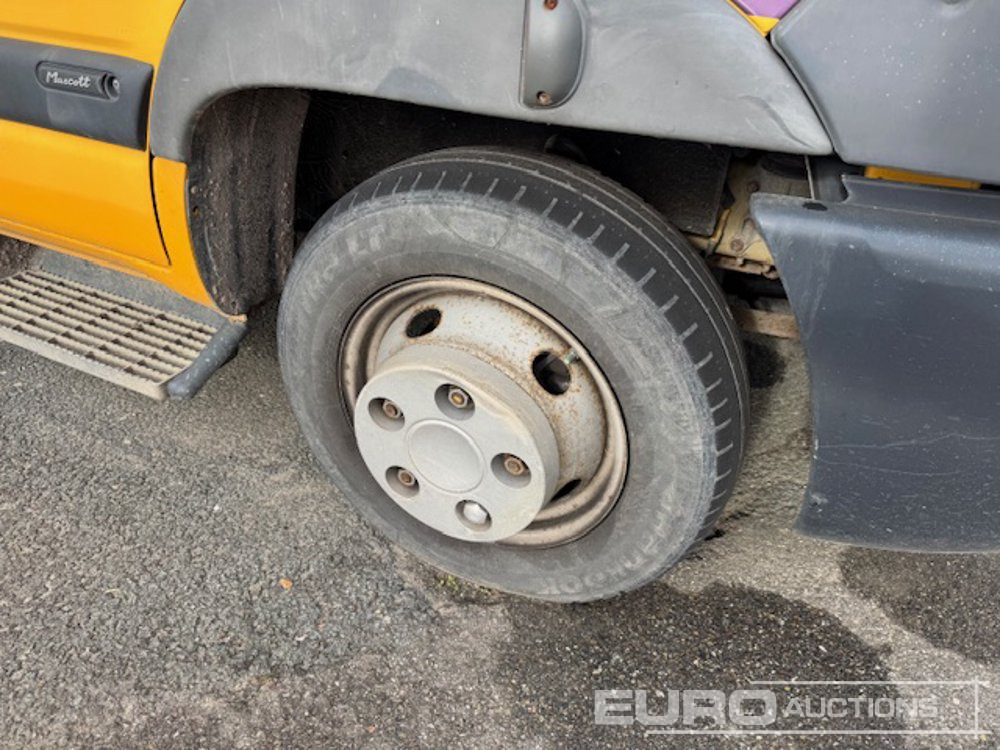 2005 Renault Mascott - כלי רכב מסחרי: תמונה 5 2005 Renault Mascott - כלי רכב מסחרי: תמונה 5