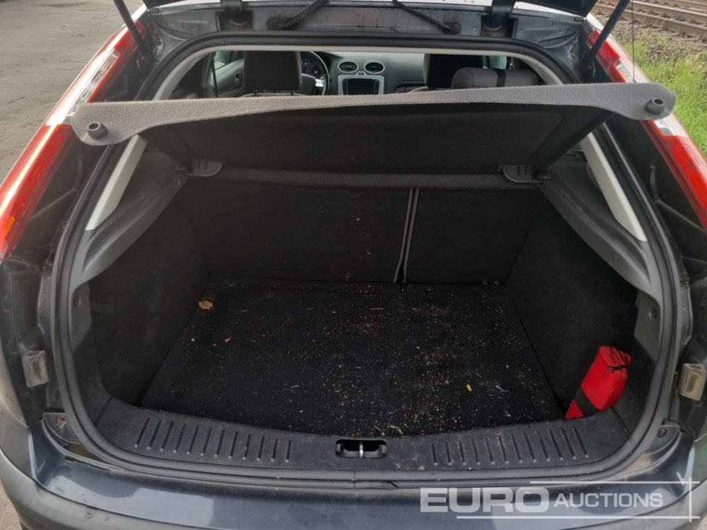 מכונית 2007 Ford Focus: תמונה 18