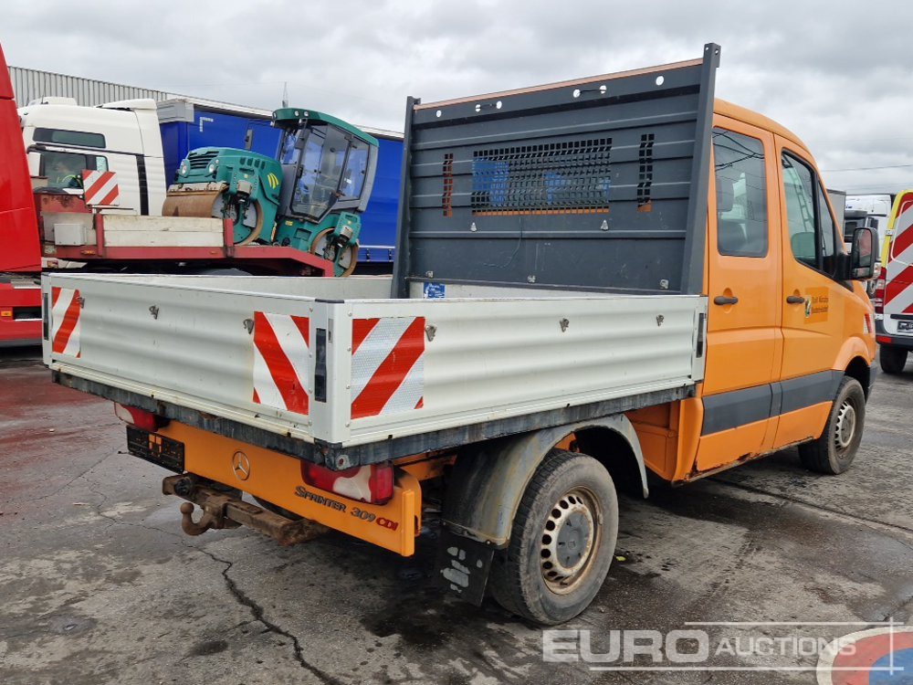 2007 Mercedes Benz Sprinter 309CDI - כלי רכב מסחרי במיטה שטוחה: תמונה 5 2007 Mercedes Benz Sprinter 309CDI - כלי רכב מסחרי במיטה שטוחה: תמונה 5