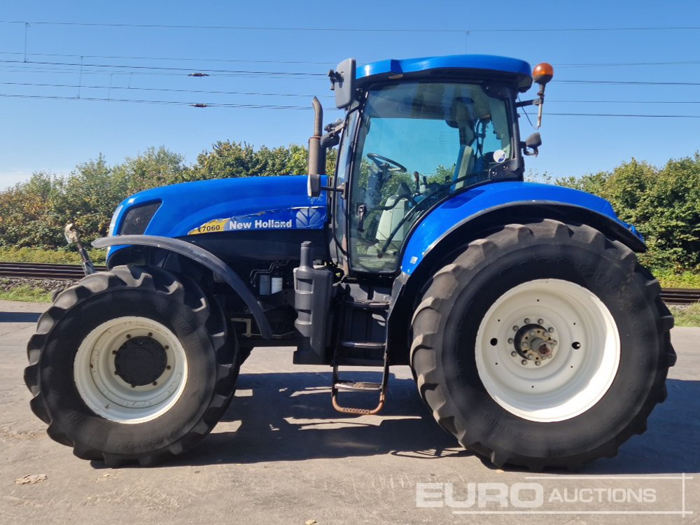 2009 New Holland T7060 - טרקטור חקלאי: תמונה 2 2009 New Holland T7060 - טרקטור חקלאי: תמונה 2