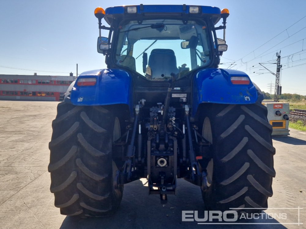 2009 New Holland T7060 - טרקטור חקלאי: תמונה 4 2009 New Holland T7060 - טרקטור חקלאי: תמונה 4