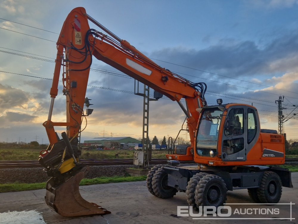 2010 Doosan DX170W - מחפר גלגלים: תמונה 1 2010 Doosan DX170W - מחפר גלגלים: תמונה 1