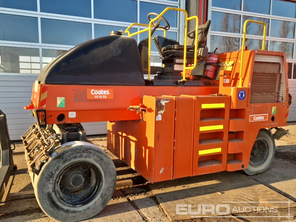 2010 Dynapac CP142 - רולר: תמונה 1 2010 Dynapac CP142 - רולר: תמונה 1