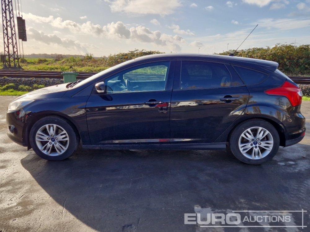 2011 Ford Focus - מכונית: תמונה 2 2011 Ford Focus - מכונית: תמונה 2