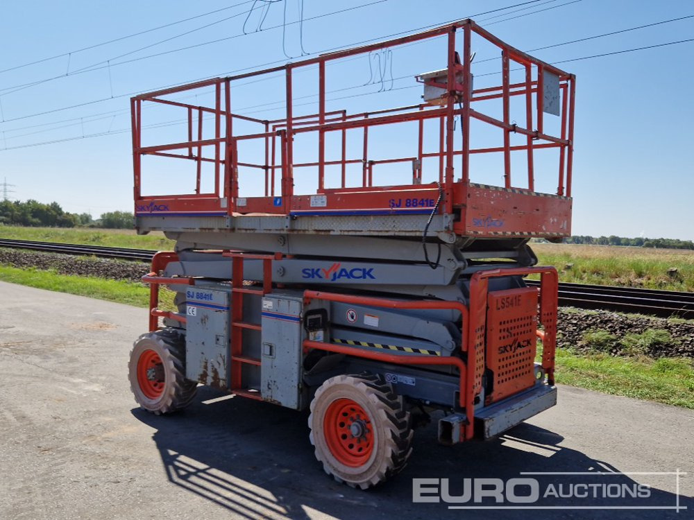 2011 SkyJack SJ8841E - פלטפורמה אווירית: תמונה 3 2011 SkyJack SJ8841E - פלטפורמה אווירית: תמונה 3