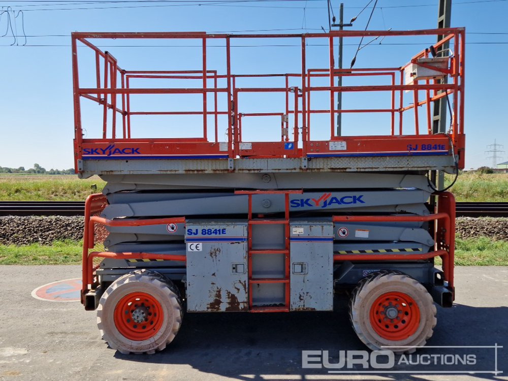 2011 SkyJack SJ8841E - פלטפורמה אווירית: תמונה 2 2011 SkyJack SJ8841E - פלטפורמה אווירית: תמונה 2