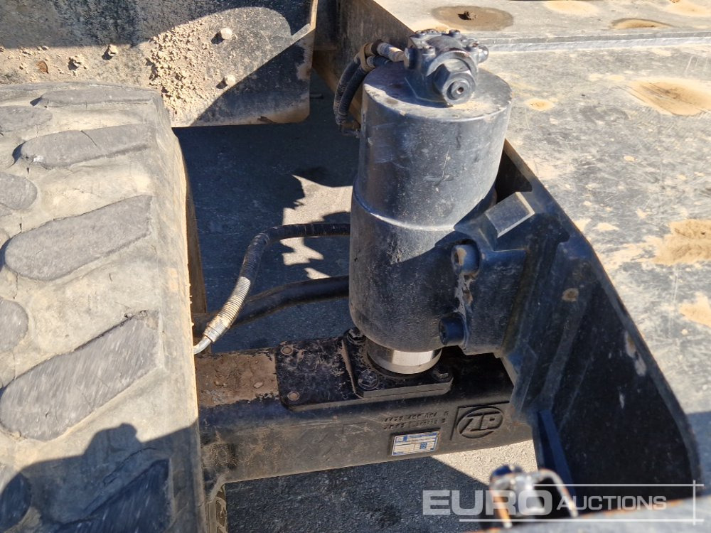 מחפר גלגלים 2015 Hitachi ZX190W-5: תמונה 12