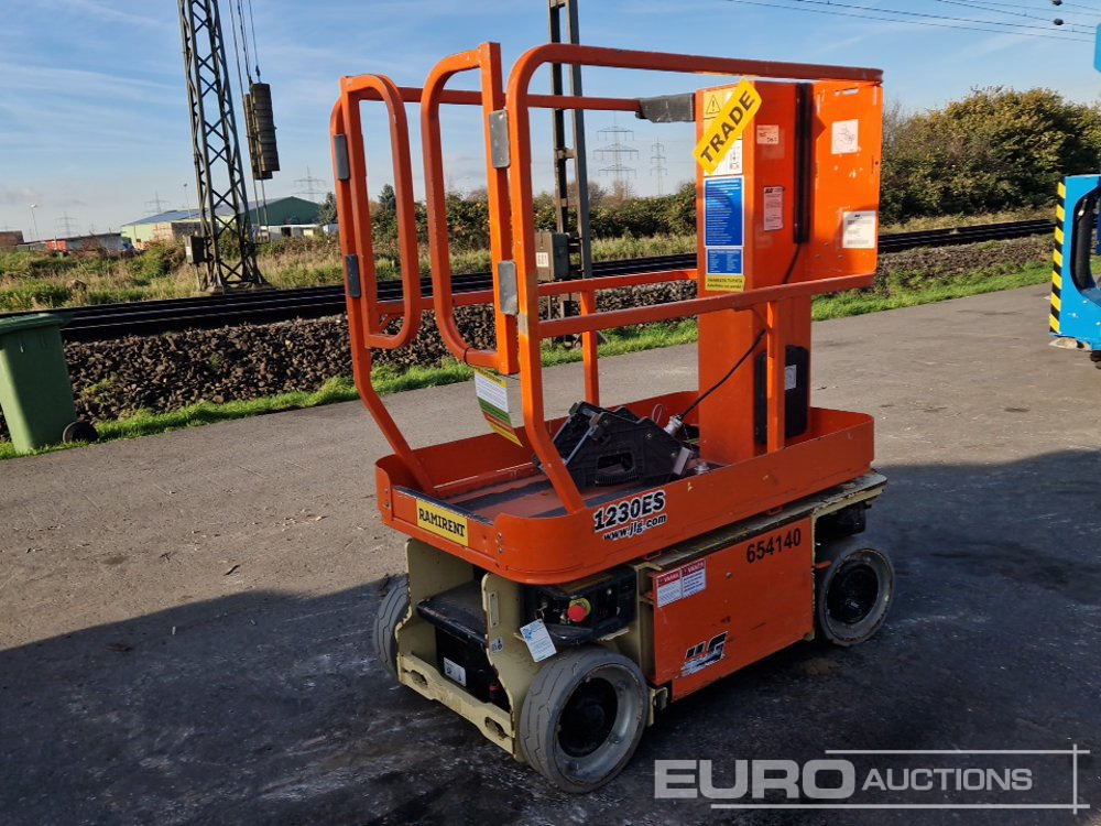 2016 JLG 1230ES - מעלית תורן אנכית: תמונה 1 2016 JLG 1230ES - מעלית תורן אנכית: תמונה 1