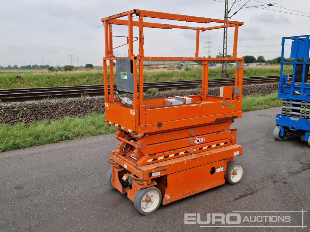 2016 SkyJack SJ111-3219 - פלטפורמה אווירית: תמונה 1 2016 SkyJack SJ111-3219 - פלטפורמה אווירית: תמונה 1