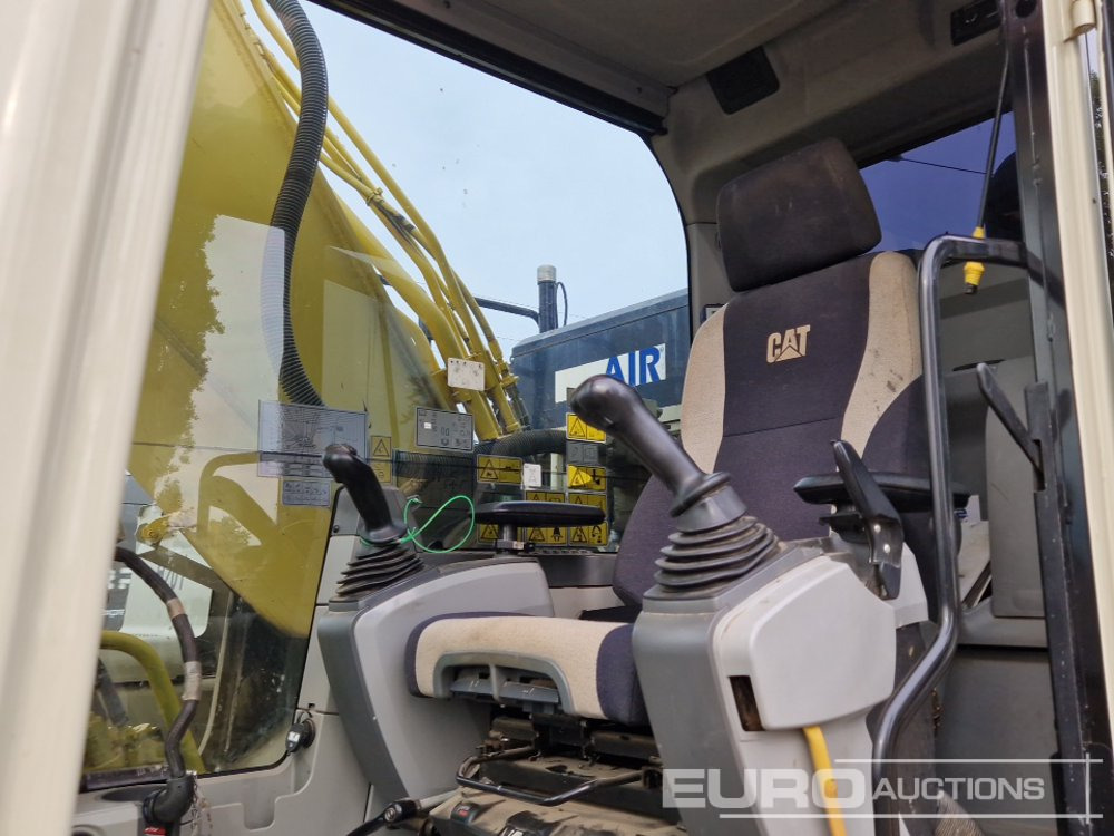 מחפר סורק 2017 CAT 330FL: תמונה 41