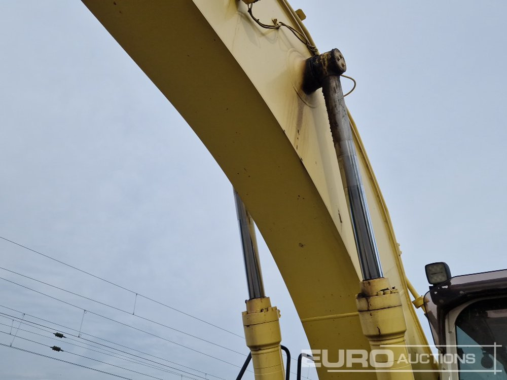 מחפר סורק 2017 CAT 330FL: תמונה 24
