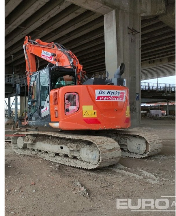 2017 Hitachi ZX135US-6 - מחפר סורק: תמונה 1 2017 Hitachi ZX135US-6 - מחפר סורק: תמונה 1