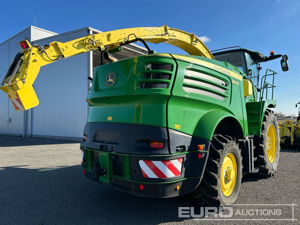 2020 John Deere 8400i - מקצרת קומבינה: תמונה 3 2020 John Deere 8400i - מקצרת קומבינה: תמונה 3