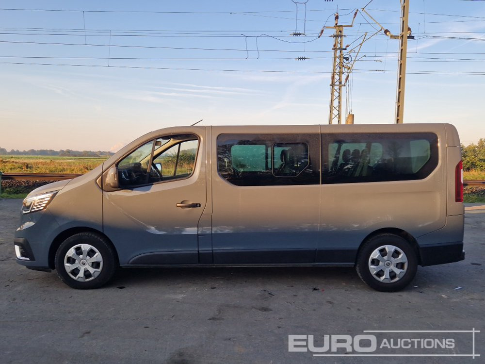 2022 Renault Trafic - כלי רכב מסחרי: תמונה 2 2022 Renault Trafic - כלי רכב מסחרי: תמונה 2