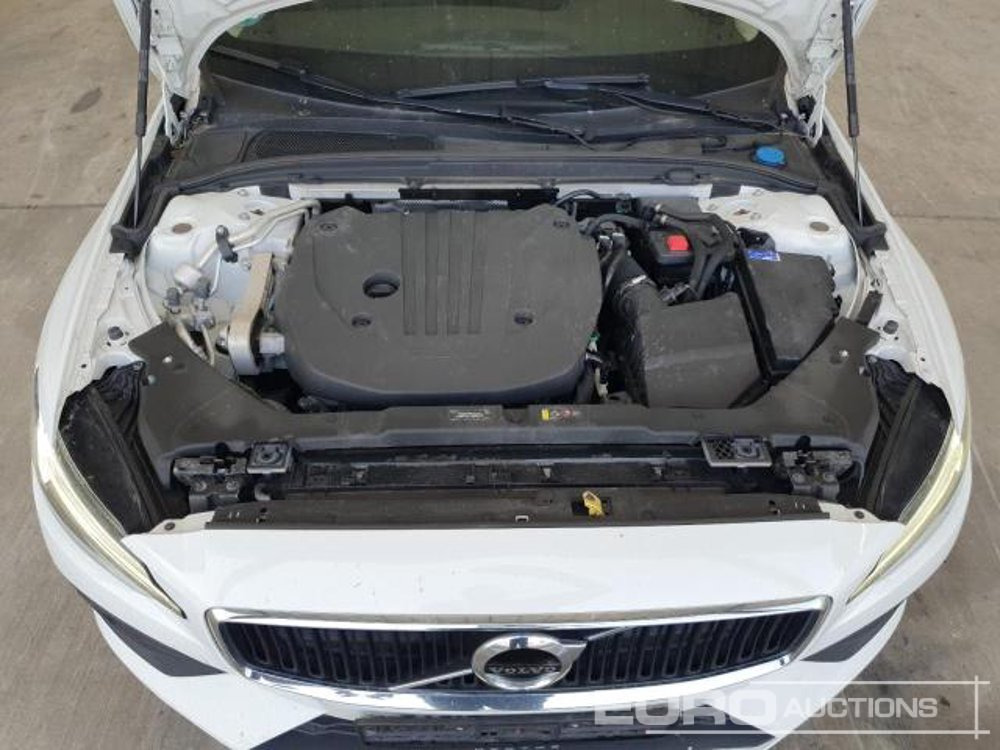 2022 Volvo V60 - מכונית: תמונה 5 2022 Volvo V60 - מכונית: תמונה 5