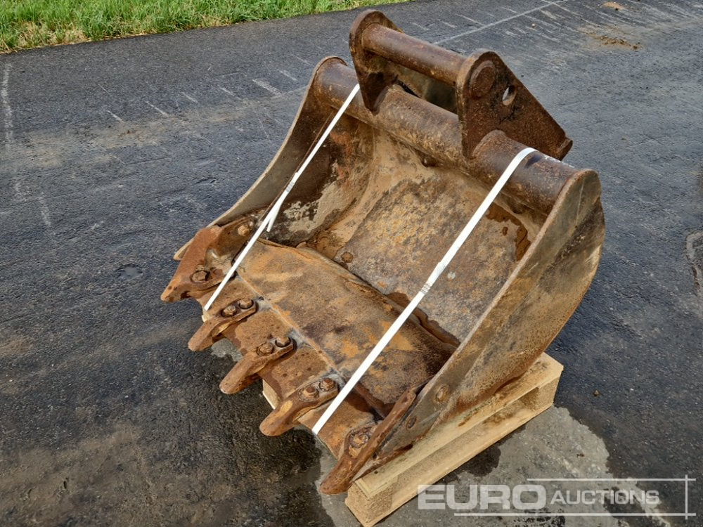30" Diggin Bucket - דלי: תמונה 1 30" Diggin Bucket - דלי: תמונה 1