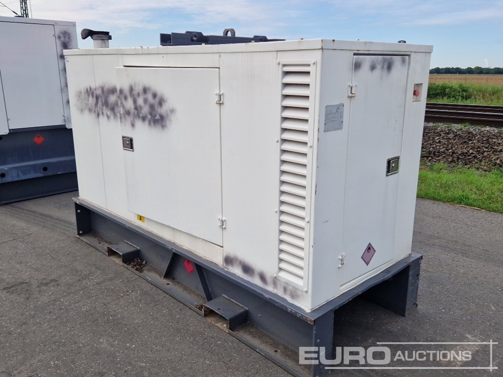 Aggreko Static Generator, IVECO Diesel Engine - ערכת גנרטורים: תמונה 4 Aggreko Static Generator, IVECO Diesel Engine - ערכת גנרטורים: תמונה 4