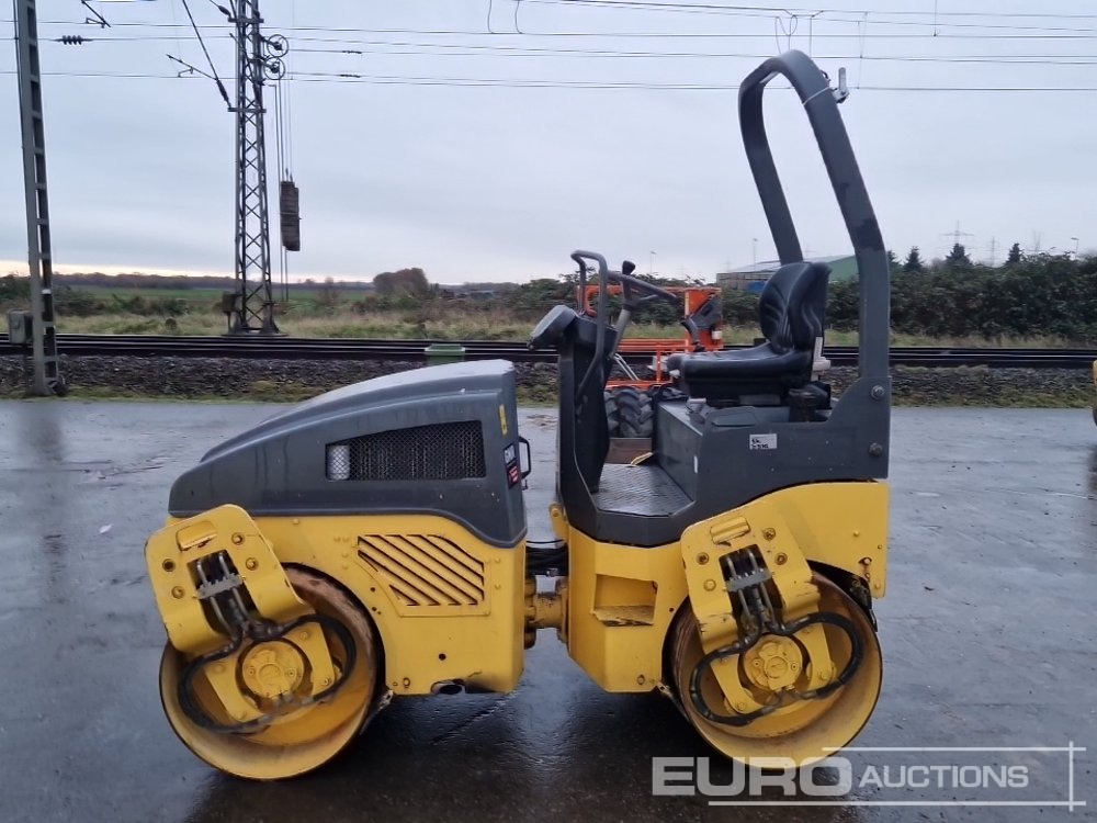 Bomag BW120AD-4 - רולר: תמונה 2 Bomag BW120AD-4 - רולר: תמונה 2
