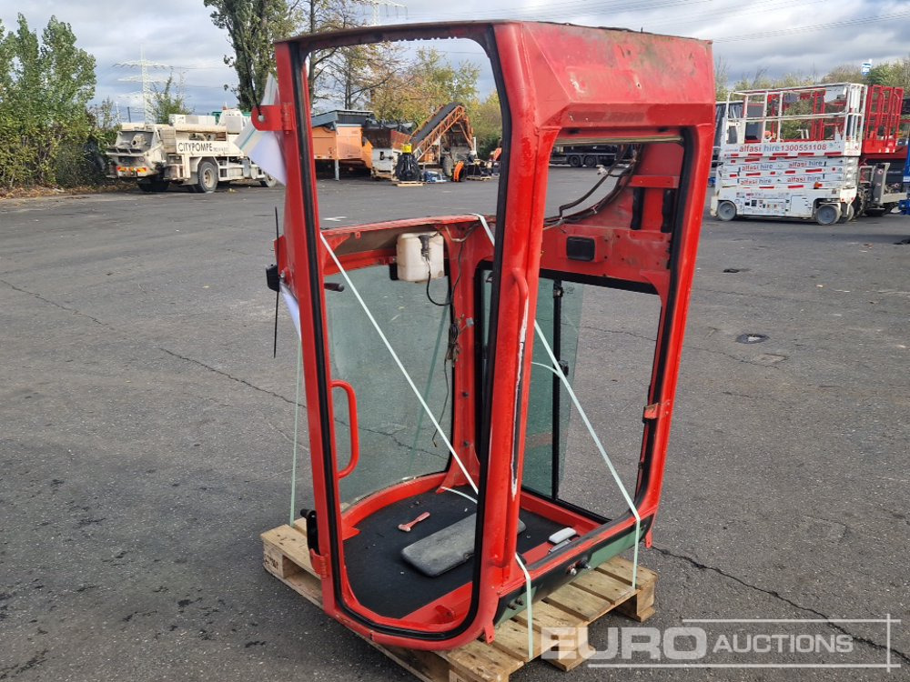 Cabin to suit Yanmar VIO20-4 - חלקי חילוף עבור מחפר: תמונה 1 Cabin to suit Yanmar VIO20-4 - חלקי חילוף עבור מחפר: תמונה 1