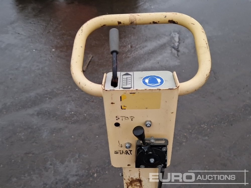 מכונת אספלט Dynapac LG160: תמונה 8 מכונת אספלט Dynapac LG160: תמונה 8