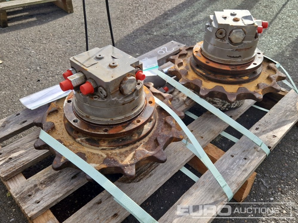 Final Drive (2 of) + Cylinder to suit Yanmar SV17 - חלקי חילוף עבור מחפר: תמונה 3 Final Drive (2 of) + Cylinder to suit Yanmar SV17 - חלקי חילוף עבור מחפר: תמונה 3