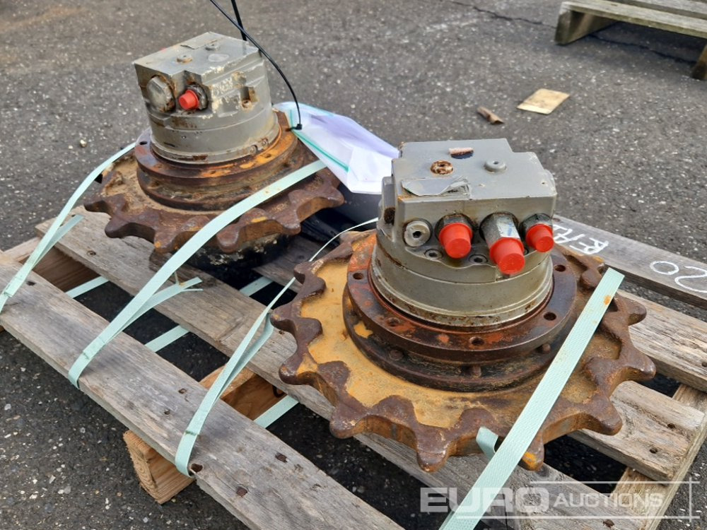 Final Drive (2 of) + Cylinder to suit Yanmar SV17 - חלקי חילוף עבור מחפר: תמונה 4 Final Drive (2 of) + Cylinder to suit Yanmar SV17 - חלקי חילוף עבור מחפר: תמונה 4