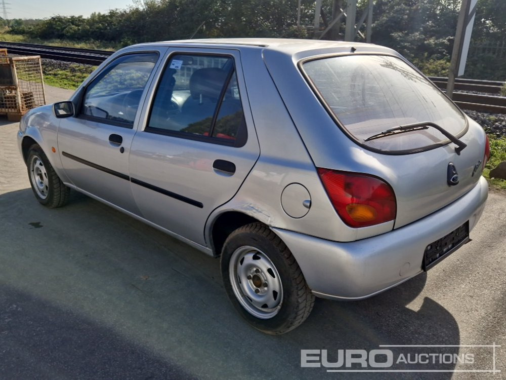 Ford Fiesta - מכונית: תמונה 3 Ford Fiesta - מכונית: תמונה 3