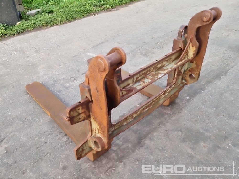 Forks to suit Schaeff, Terex, Zeppelin - ציוד לטיפול בחומרים: תמונה 2 Forks to suit Schaeff, Terex, Zeppelin - ציוד לטיפול בחומרים: תמונה 2