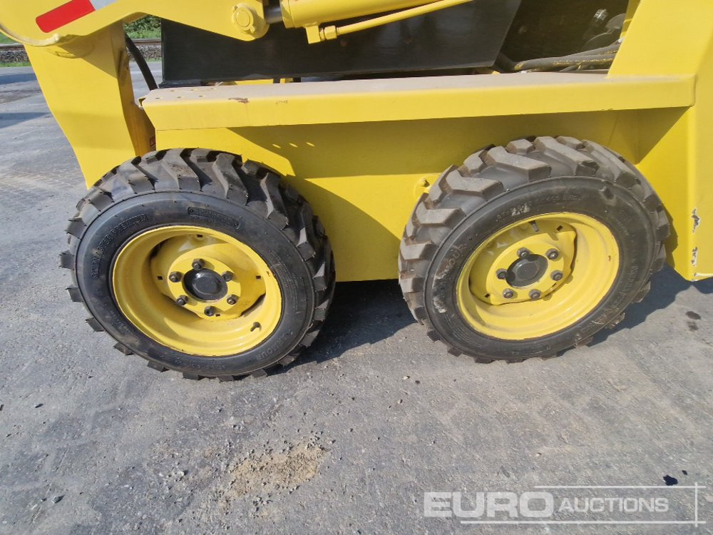 מעמיס היגוי החלקה Gehl SL3825: תמונה 11