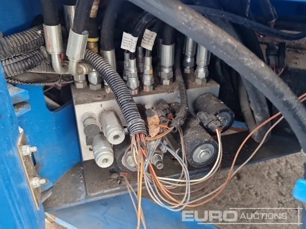 פלטפורמה אווירית Genie GS-4047: תמונה 18 פלטפורמה אווירית Genie GS-4047: תמונה 18