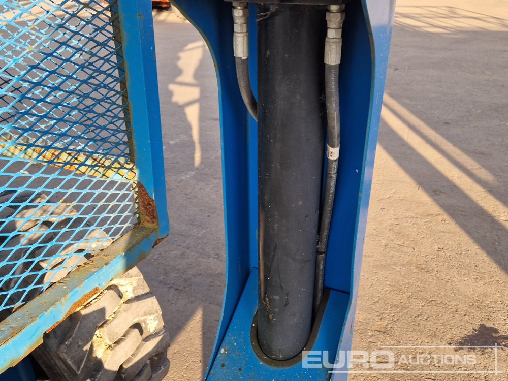 פלטפורמה אווירית Genie GS-5390: תמונה 14