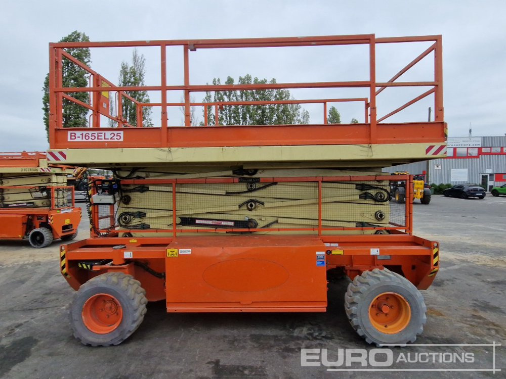 Holland Lift COMBISTAR B 165 EL25 - פלטפורמה אווירית: תמונה 5 Holland Lift COMBISTAR B 165 EL25 - פלטפורמה אווירית: תמונה 5