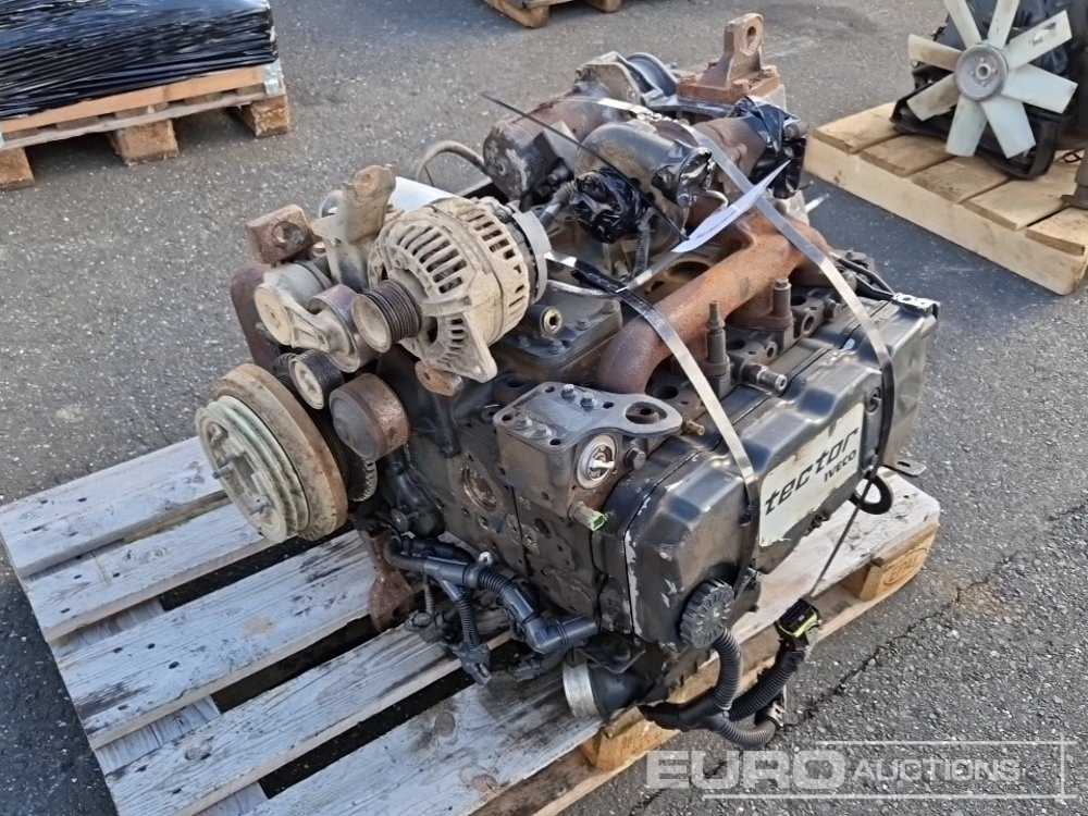 Iveco 4 Cylinder Turbo Diesel Engine - מנוע: תמונה 3 Iveco 4 Cylinder Turbo Diesel Engine - מנוע: תמונה 3