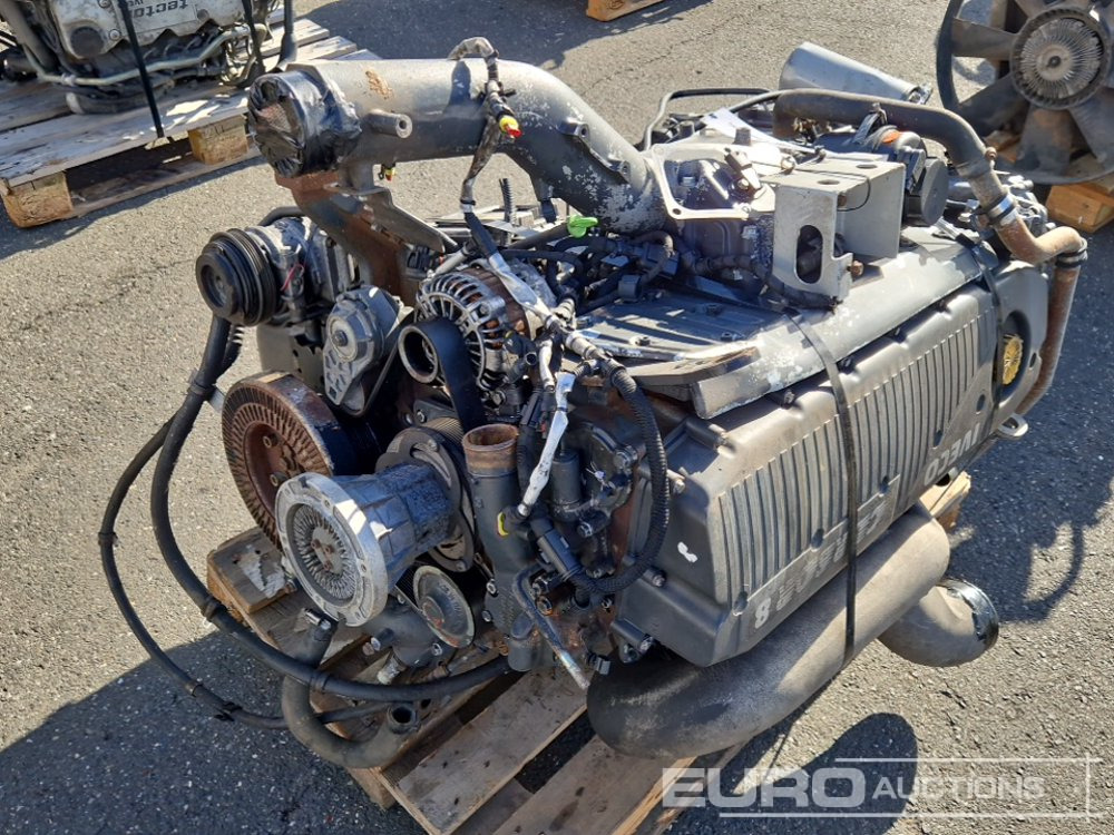 Iveco 6 Cylinder Turbo Diesel Engine - מנוע: תמונה 3 Iveco 6 Cylinder Turbo Diesel Engine - מנוע: תמונה 3