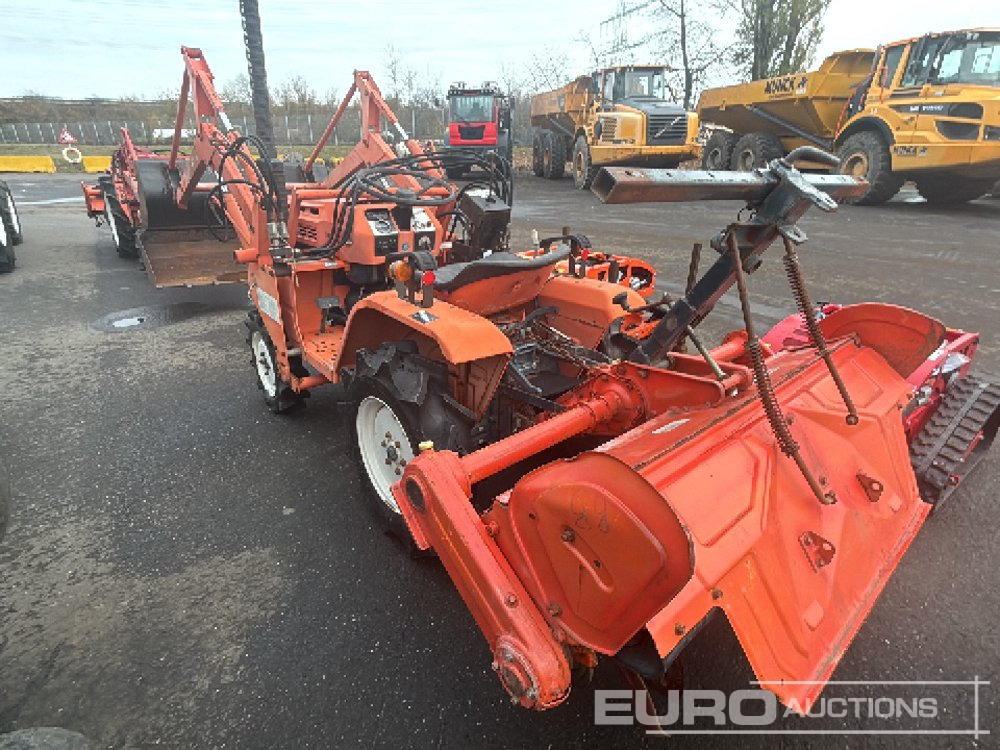 Kubota B1200 - טרקטור קומפקטי: תמונה 3 Kubota B1200 - טרקטור קומפקטי: תמונה 3