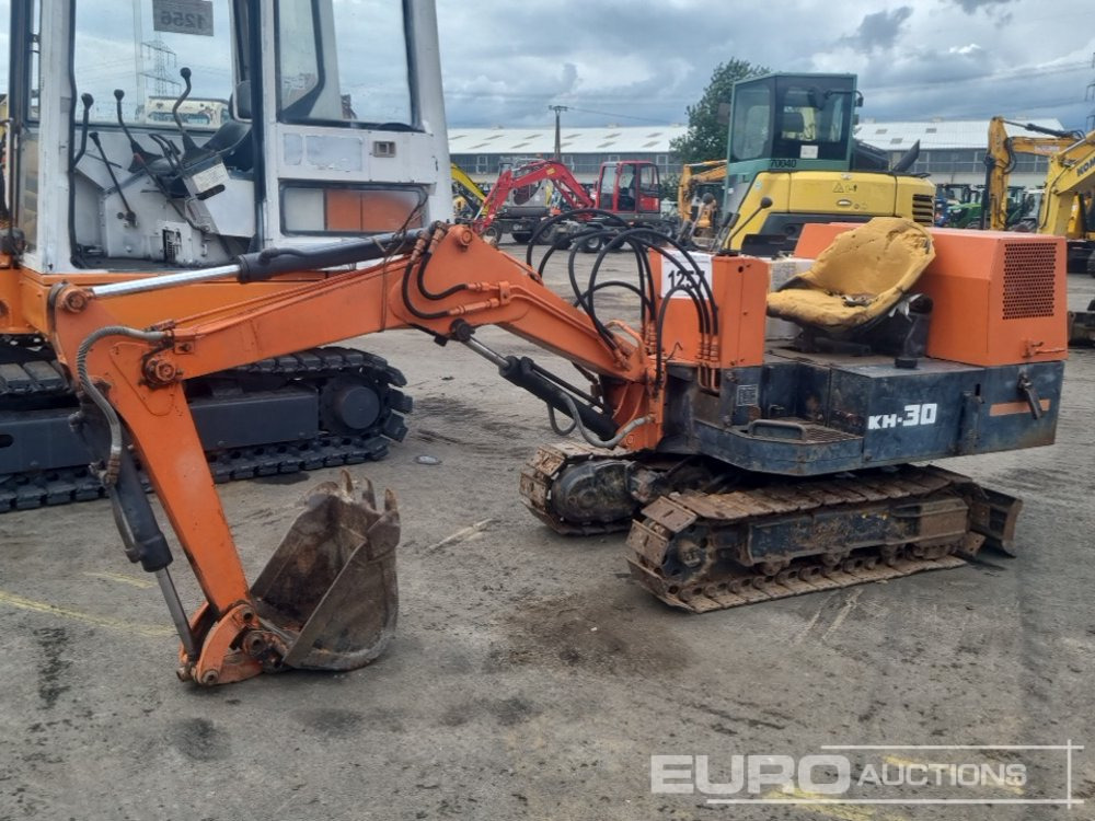 Kubota KH-030 - מיני מחפר: תמונה 1 Kubota KH-030 - מיני מחפר: תמונה 1