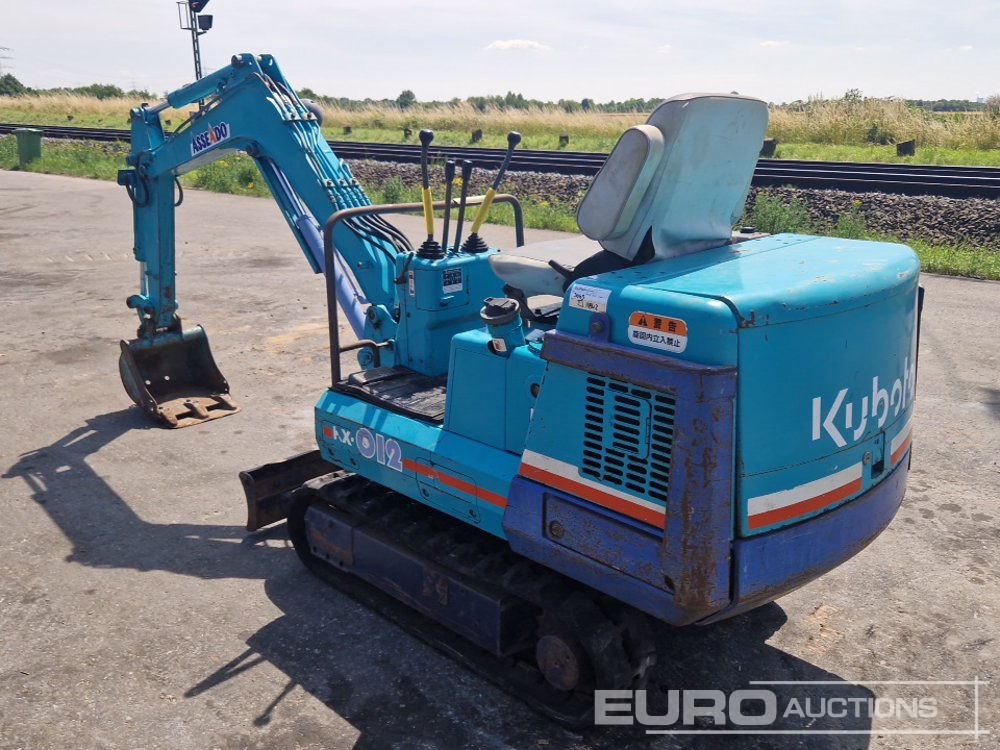 Kubota KX-012 - מיני מחפר: תמונה 3 Kubota KX-012 - מיני מחפר: תמונה 3